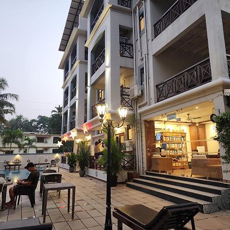 בנולים Coastal Suites Apart Hotel ---- 8 Minutes Walk To Beach מראה חיצוני תמונה