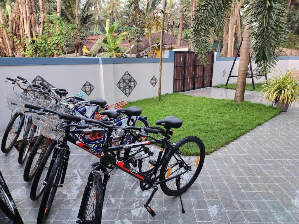 בנולים Coastal Suites Apart Hotel ---- 8 Minutes Walk To Beach מראה חיצוני תמונה