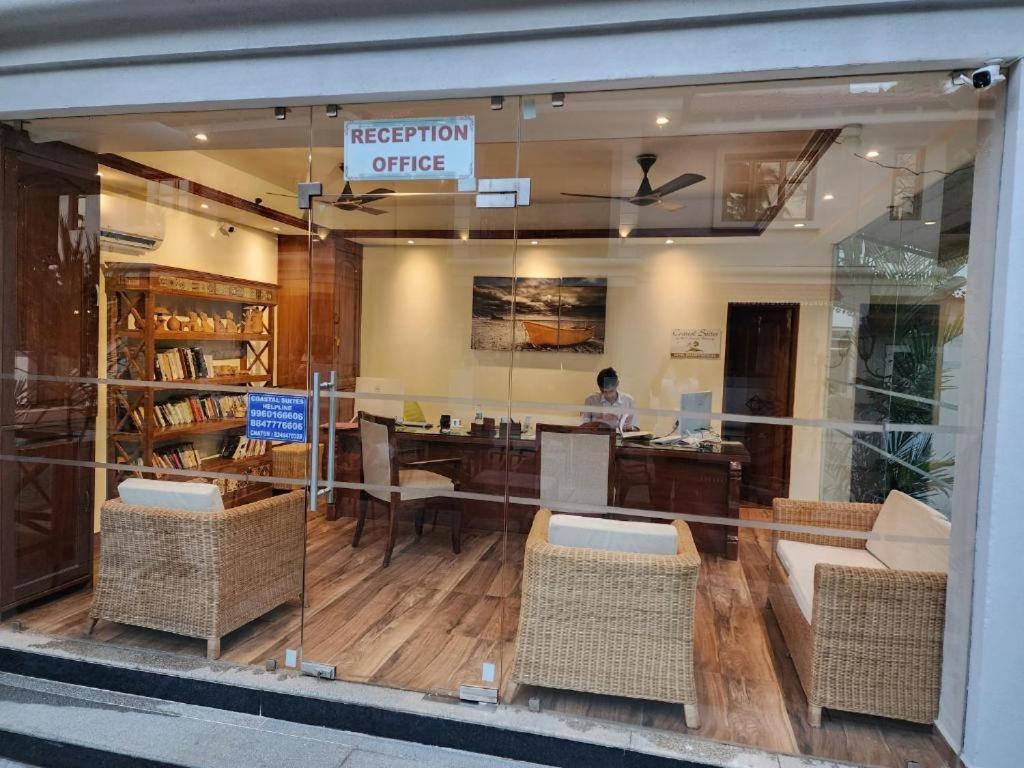בנולים Coastal Suites Apart Hotel ---- 8 Minutes Walk To Beach מראה חיצוני תמונה